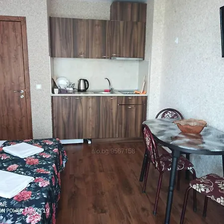 студио под наем елина 31 Apartamento Shkorpilovtsi
