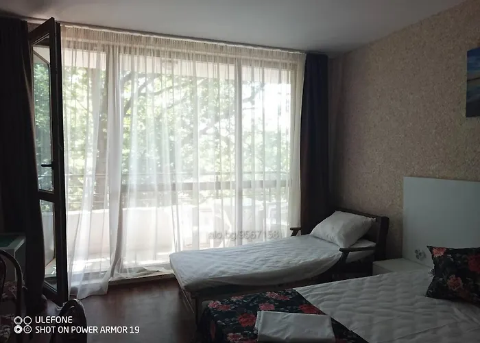 студио под наем елина 31